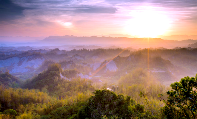 九星気学 八白土星 の性格とは 占い 当たる 仕事 相性 名前 恋愛 四柱推命 タロット 手相 九星気学 スピリチュアル 占い スピリチュアル 情報